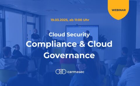 Blau hinterlegtes Webinar-Motiv mit Vortragsszene und weißem Titel ‚Compliance & Cloud Governance‘.