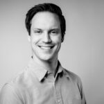 Schwarzweißes Porträtfoto von Ruben Niclasen, Senior Security Consultant bei der carmasec.